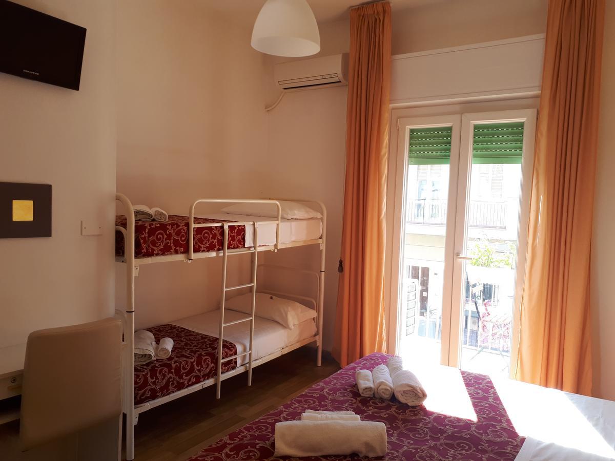 Hotel Ottavia ริมินี ภายนอก รูปภาพ